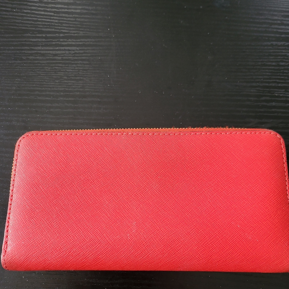 Michael Kors Red Wallet - Picture 2 of 4